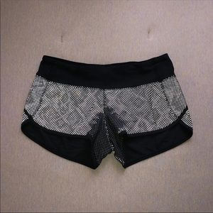 Lululemon ravish reptile speed short
